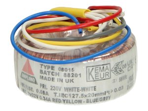 Amplimo 08015 ringkerntrafo 230V naar 2 x 22V 15VA