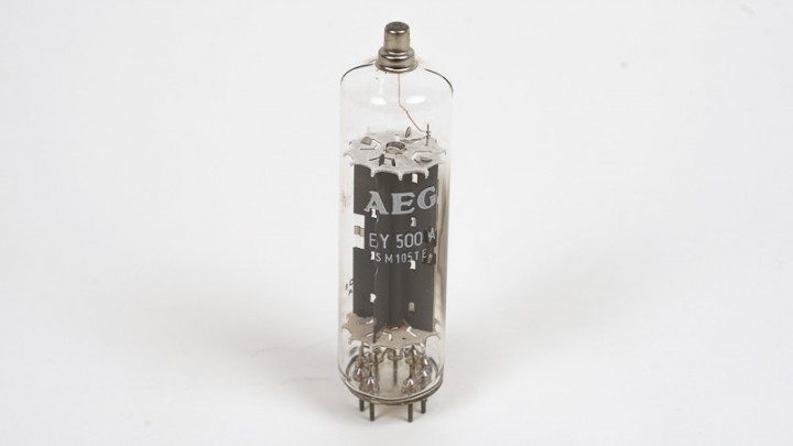 AEG EY500 (6EC4 / 6D22S)