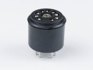 Noval adapter, hoogte 20mm