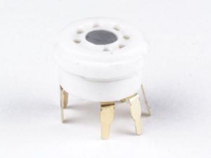 Miniatuur buisvoet voor PRINT montage B7G, PICO