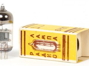 6N2P dubbeltriode russisch